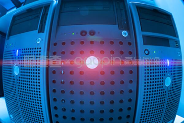 網(wǎng)絡服務器與云計算裝備技術服務 數(shù)字時代的基石與引擎